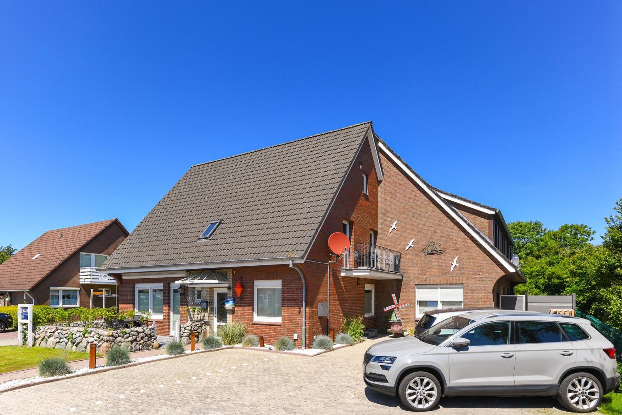 Ferienwohnungen Haus Boje "Wattwurm" Neuharlingersiel Buitenkant foto